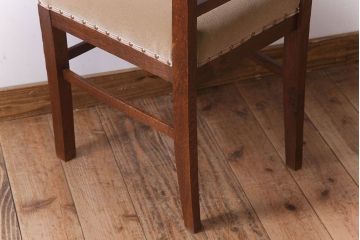 アンティーク家具　クッション座面　ナラ材製のシンプルなアンティークチェア(2)