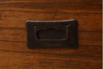 アンティーク家具　シンプルな古い木製の箪笥ローボード(衣装箪笥)