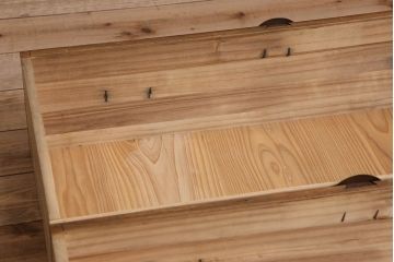 アンティーク家具　鉄脚付き!シンプルな古い木製の箪笥ローボード(衣装箪笥)