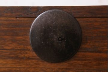 アンティーク家具　鉄脚付き!シンプルな古い木製の箪笥ローボード(衣装箪笥)