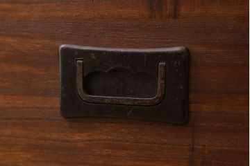 アンティーク家具　鉄脚付き!シンプルな古い木製の箪笥ローボード(衣装箪笥)