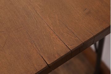 アンティーク家具　天板一枚板　栃の木材　アンティーク　シンプルな鉄脚テーブル