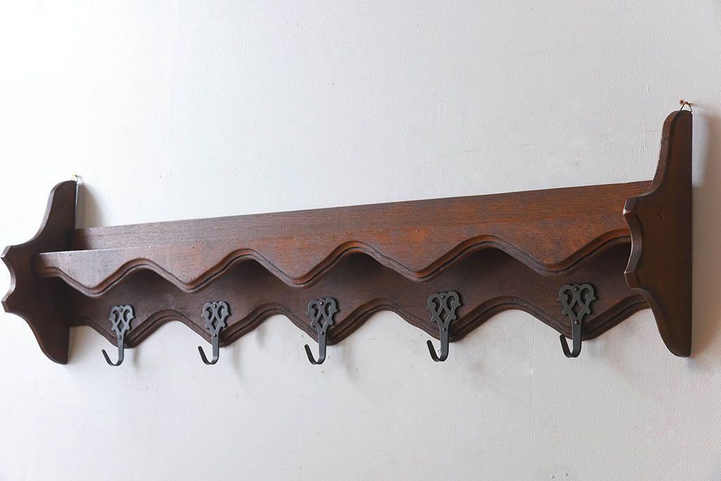 アンティーク雑貨　オランダビンテージ　お皿立て付き　オーク材のウォールフック