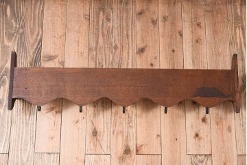 アンティーク雑貨　オランダビンテージ　お皿立て付き　オーク材のウォールフック