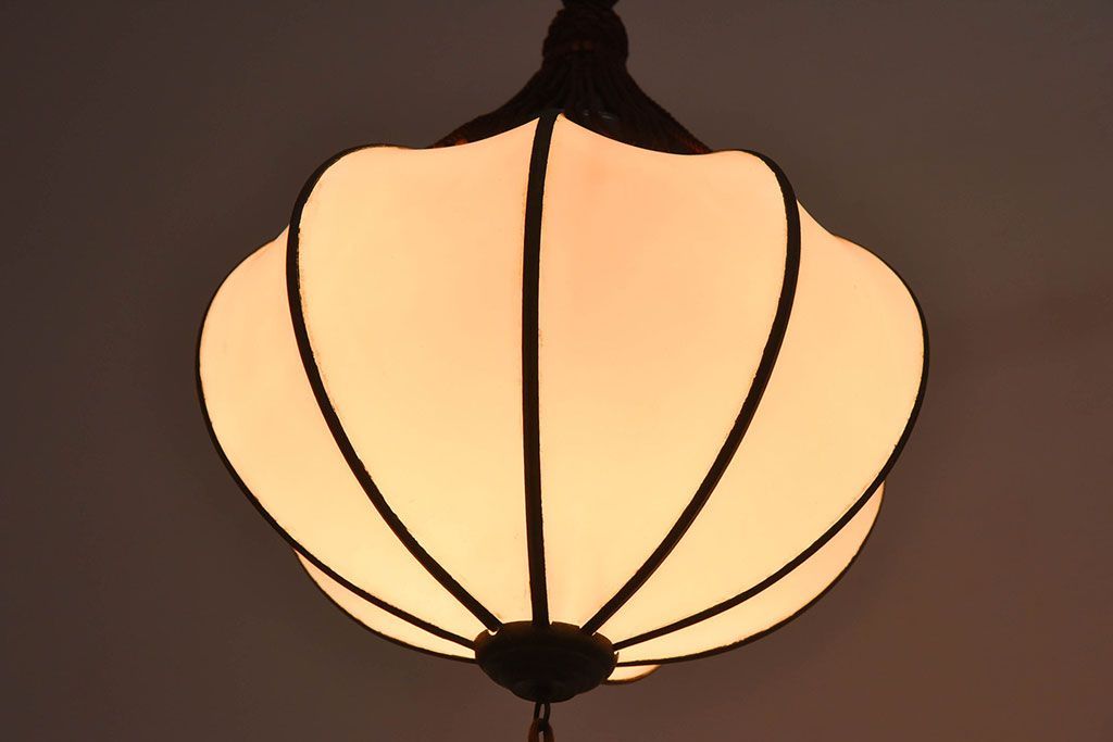 ほおずき型　飾り房付き　アンティーク天井照明
