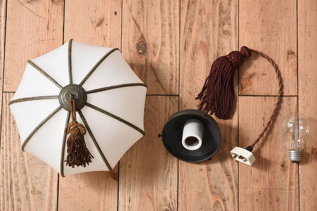 ほおずき型　飾り房付き　アンティーク天井照明