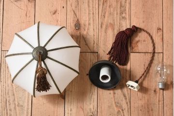 ほおずき型　飾り房付き　アンティーク天井照明