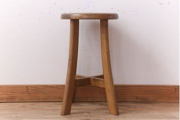 アンティーク家具　シンプルデザイン　アンティークの丸型スツール(2)