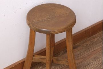 アンティーク家具　シンプルデザイン　アンティークの丸型スツール(2)