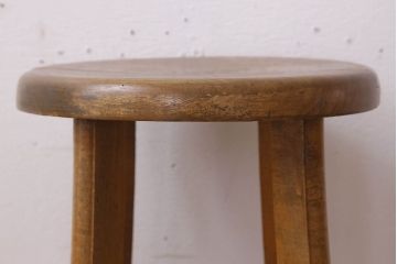 アンティーク家具　シンプルデザイン　アンティークの丸型スツール(2)