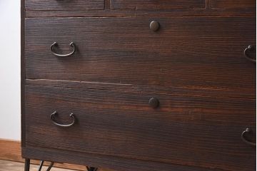 アンティーク家具　鉄脚付き　総桐材の衣装箪笥サイドボード