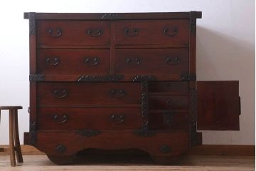 アンティーク家具　古民具・骨董　前面欅材製　江戸明治期の三国車箪笥