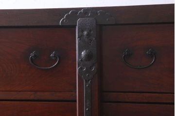 アンティーク家具　古民具・骨董　前面欅材製　江戸明治期の三国車箪笥