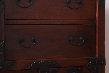 アンティーク家具　古民具・骨董　前面欅材製　江戸明治期の三国車箪笥