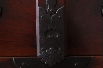 アンティーク家具　古民具・骨董　前面欅材製　江戸明治期の三国車箪笥