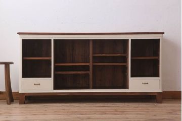 アンティーク家具　アンティークホワイトペイント　脚付きローボード