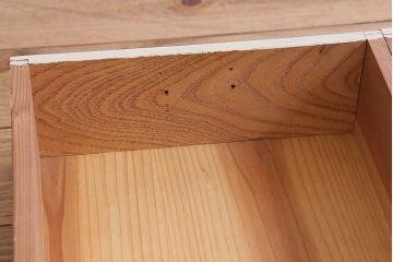 アンティーク家具　アンティークホワイトペイント　脚付きローボード