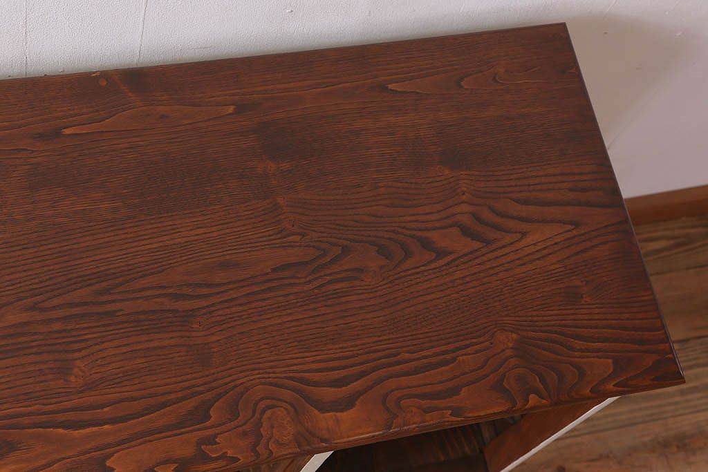 アンティーク家具　アンティークホワイトペイント　脚付きローボード