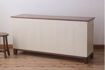 アンティーク家具　アンティークホワイトペイント　脚付きローボード