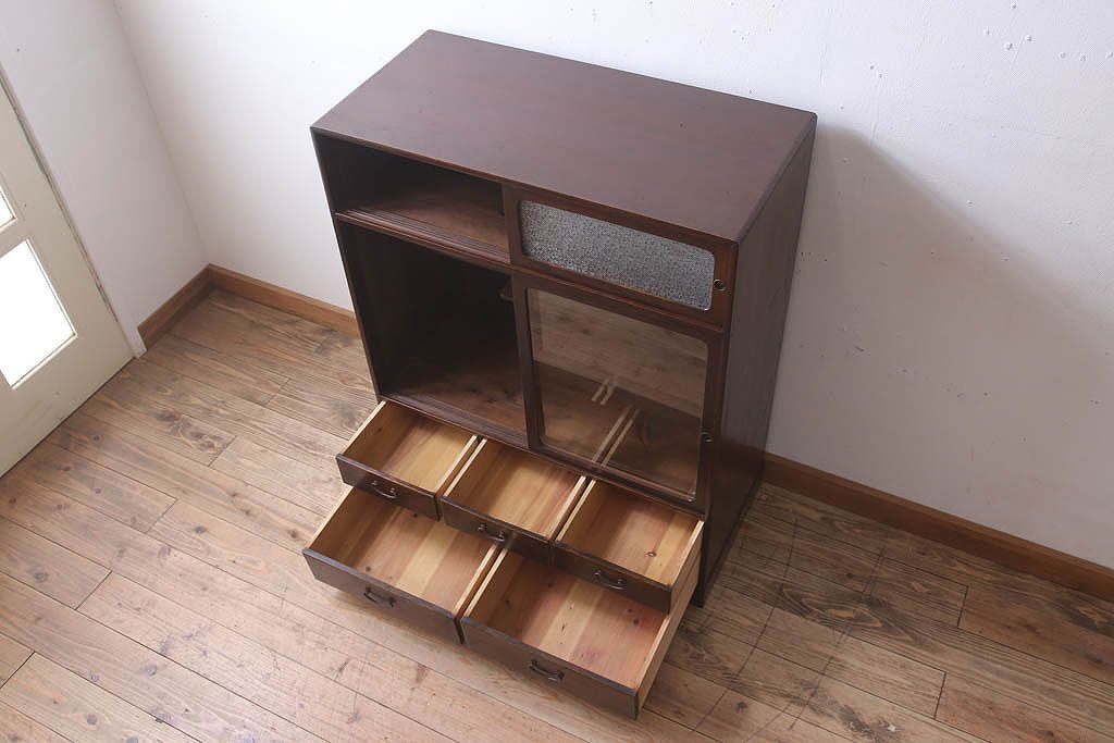 アンティーク家具　ダイヤガラス入り!和製アンティークの古い茶箪笥