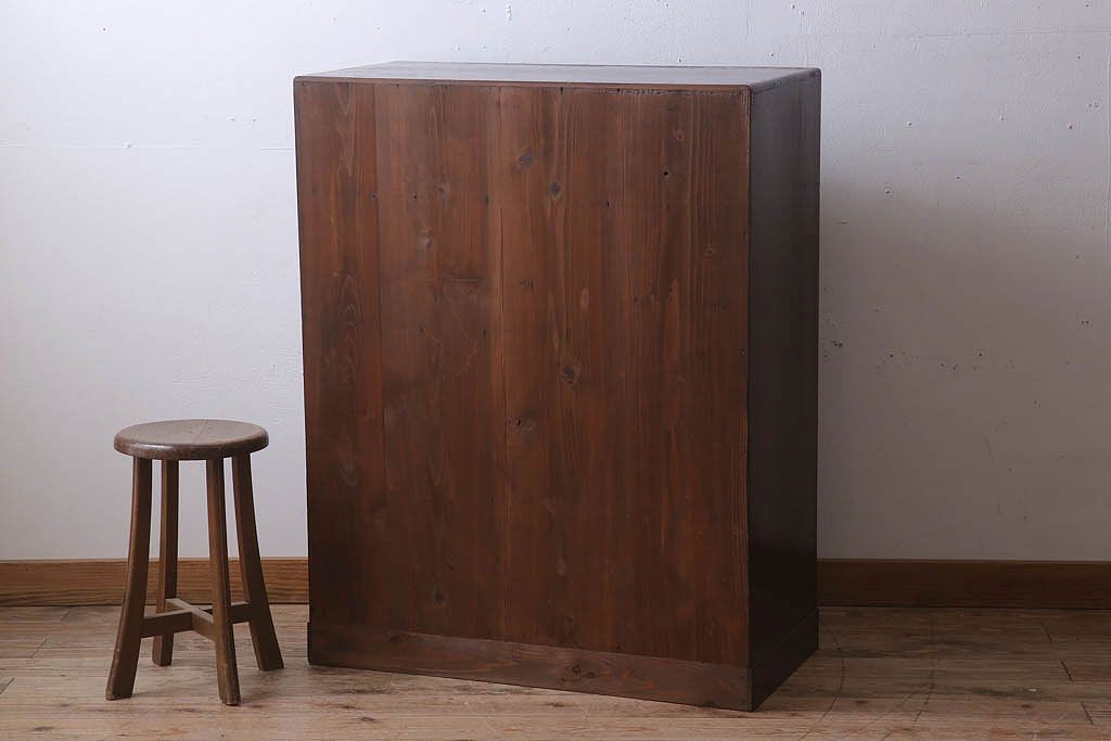 アンティーク家具　ダイヤガラス入り!和製アンティークの古い茶箪笥