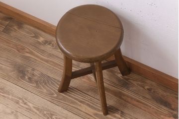 アンティーク家具　シンプルデザイン　アンティークの丸型スツール(3)