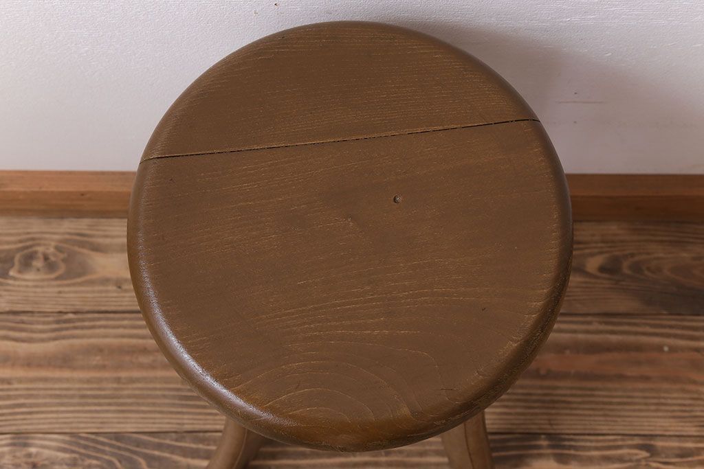 アンティーク家具　シンプルデザイン　アンティークの丸型スツール(3)
