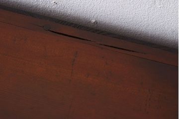 アンティーク家具　前面栓材　古い木製のアンティーク薬箪笥(引き出し)