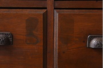 アンティーク家具　前面栓材　古い木製のアンティーク薬箪笥(引き出し)