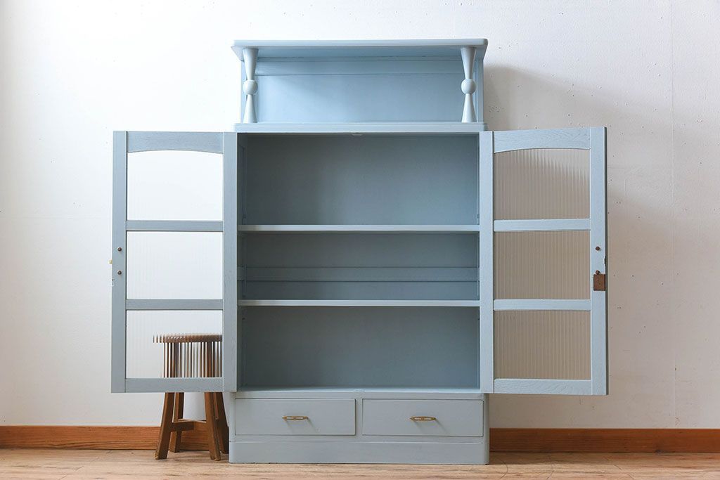 アンティーク家具　モールガラス入り!アンティークのペイント本箱(ブックケース)