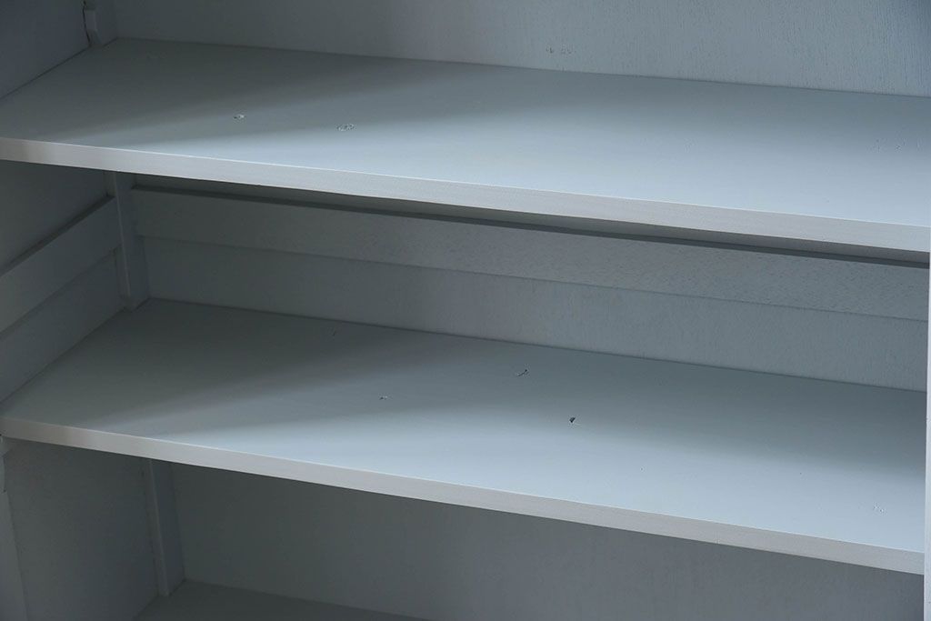 アンティーク家具　モールガラス入り!アンティークのペイント本箱(ブックケース)