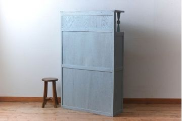 アンティーク家具　モールガラス入り!アンティークのペイント本箱(ブックケース)