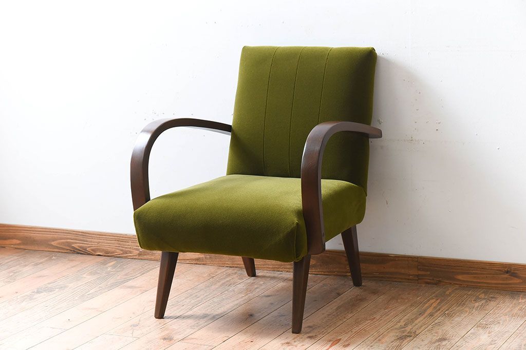 レトロ家具　ブナ材　シンプルでレトロなアンティーク1人掛けアームソファ(1)