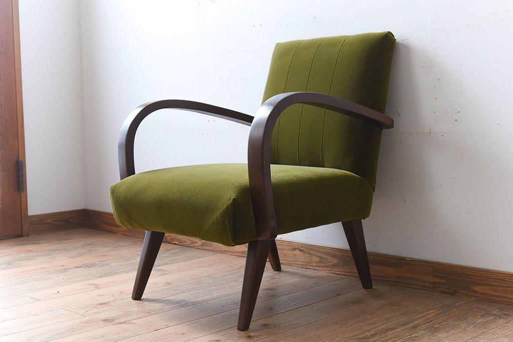 レトロ家具　ブナ材　シンプルでレトロなアンティーク1人掛けアームソファ(1)