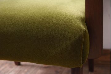 レトロ家具　ブナ材　シンプルでレトロなアンティーク1人掛けアームソファ(1)