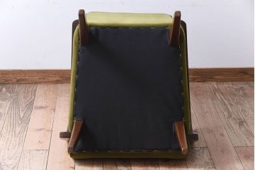 レトロ家具　ブナ材　シンプルでレトロなアンティーク1人掛けアームソファ(1)