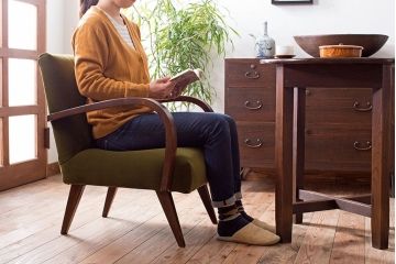 レトロ家具　ブナ材　シンプルでレトロなアンティーク1人掛けアームソファ(2)