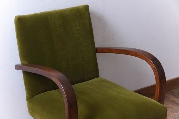 レトロ家具　ブナ材　シンプルでレトロなアンティーク1人掛けアームソファ(2)
