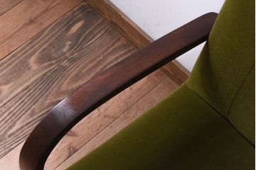 レトロ家具　ブナ材　シンプルでレトロなアンティーク1人掛けアームソファ(2)