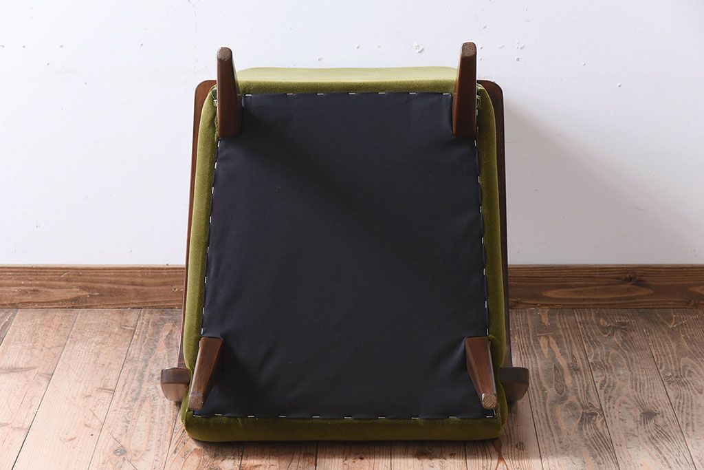 レトロ家具　ブナ材　シンプルでレトロなアンティーク1人掛けアームソファ(2)