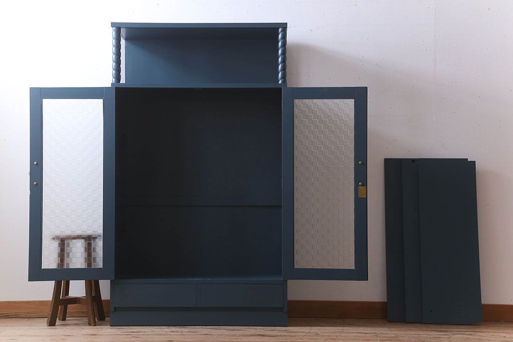 レトロ家具　昭和レトロ　チェッカーガラス入り!ペイント本箱