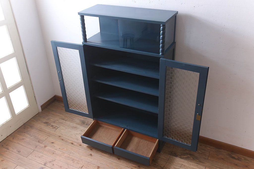 レトロ家具　昭和レトロ　チェッカーガラス入り!ペイント本箱