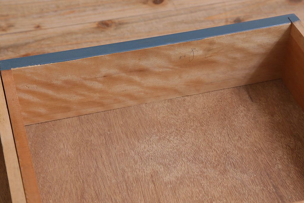 レトロ家具　昭和レトロ　チェッカーガラス入り!ペイント本箱