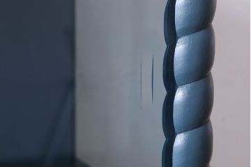 レトロ家具　昭和レトロ　チェッカーガラス入り!ペイント本箱