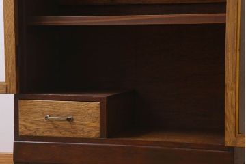 レトロ家具　気泡ガラス入り　脚付き!レトロなアンティーク本箱(ブックケース)