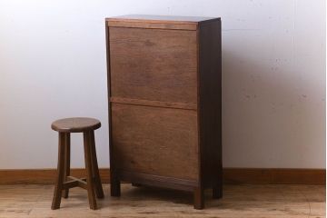 レトロ家具　気泡ガラス入り　脚付き!レトロなアンティーク本箱(ブックケース)