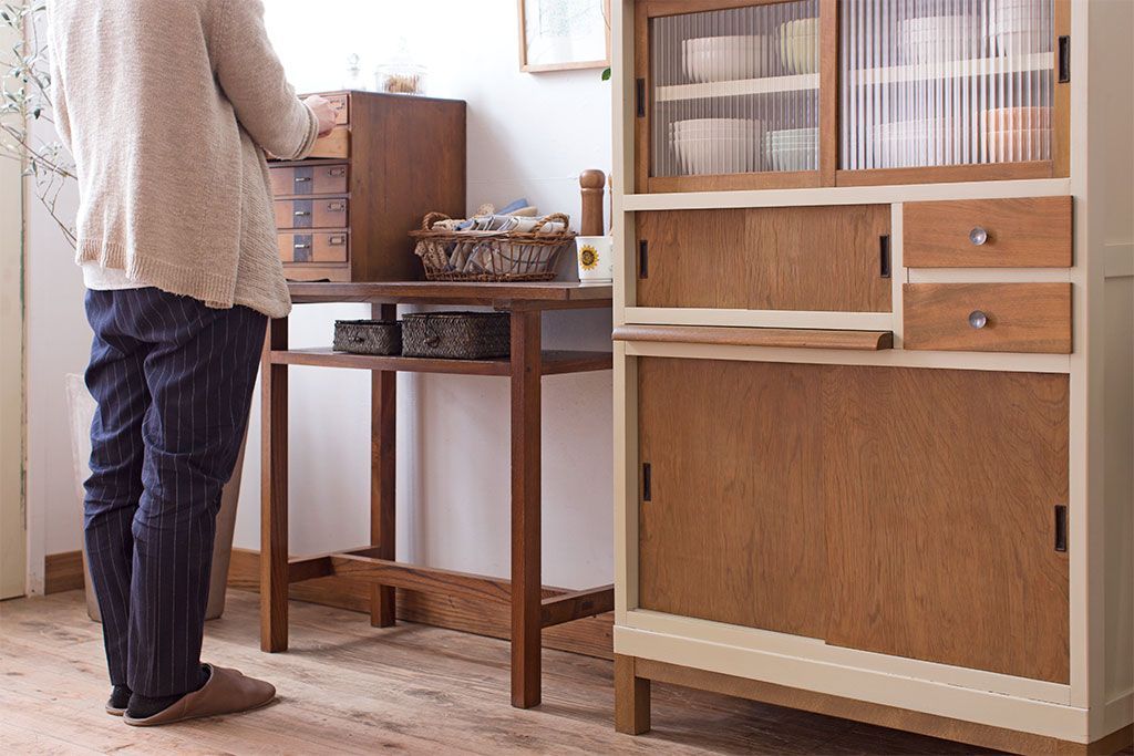 アンティーク家具　総欅材　シンプルなアンティーク平机(サイドテーブル)