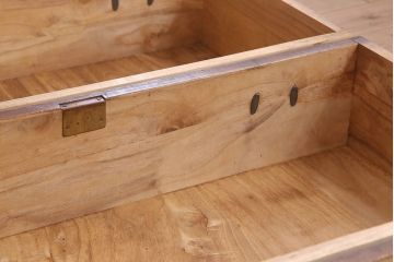 アンティーク家具　総桐材　3杯引き出しの衣装箪笥ローボード