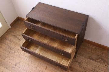 アンティーク家具　シンプルな衣装箪笥の鉄脚ローボード(ローチェスト)