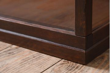 アンティーク家具　アンティーク　欅材　上蓋開き扉の小ぶりな横型ガラスケース(1)